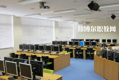 貴州2021年計(jì)算機(jī)學(xué)校好找工作嗎
